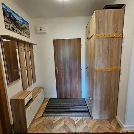 Tatranska Apartment *